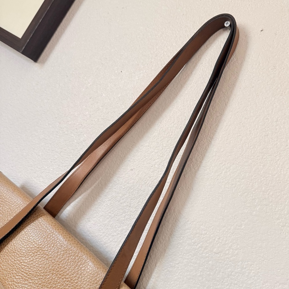 Christian Dior Vintage Tan Leather Double Handle Shoulder Bag with Gold CD Logo - Picture 15 of 16